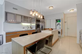 Photo #4: 2709253 Listing 