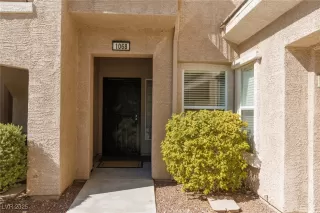 Photo #2: 2709275 Listing