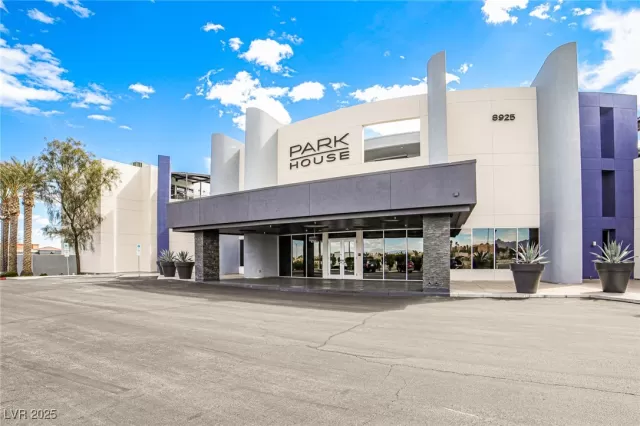 MLS: 2709324 Condo For Sale