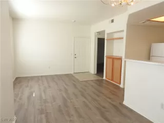 Photo #1: 2709336 Listing 