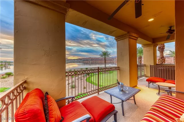 MLS: 2709339 Condo For Sale