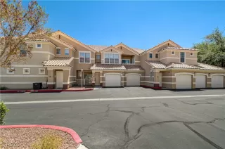 Photo #6: 2709341 Listing 