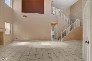 Photo #5: 2709344 Listing 