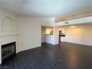 Photo #3: 2709346 Listing 