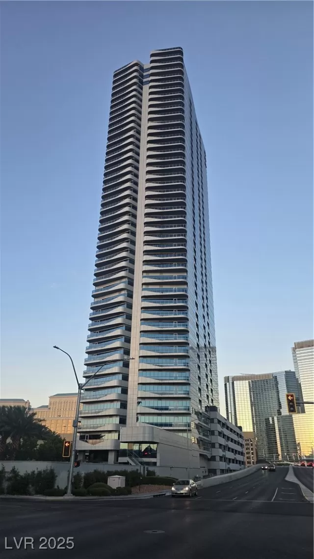 MLS: 2709374 Condo For Sale