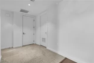 Photo #1: 2709374 Listing 