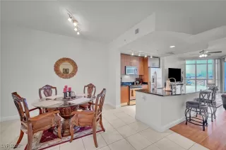 Photo #2: 2709379 Listing 