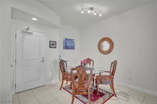 Photo #3: 2709379 Listing 