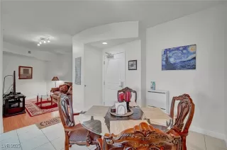 Photo #4: 2709379 Listing 