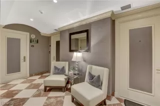 Photo #1: 2709380 Listing 