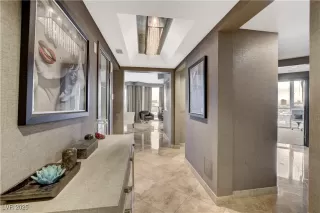 Photo #3: 2709380 Listing 