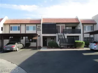 Photo #1: 2709390 Listing