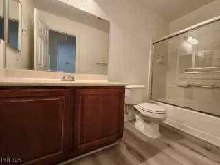 Photo #3: 2709415 Listing 