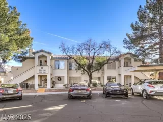 Photo #5: 2709428 Listing 