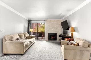 Photo #1: 2709446 Listing