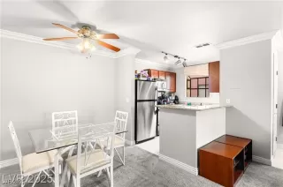 Photo #2: 2709446 Listing