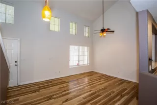 Photo #2: 2709462 Listing 