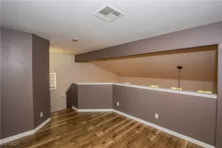 Photo #5: 2709462 Listing 