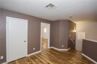 Photo #6: 2709462 Listing 