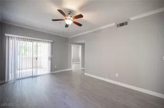 Photo #5: 2709472 Listing