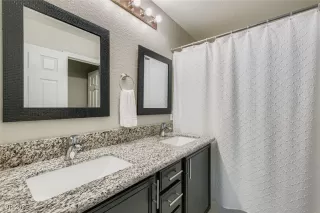 Photo #6: 2709480 Listing