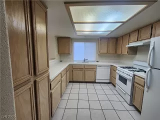 Photo #4: 2709485 Listing 