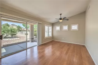 Photo #5: 2709492 Listing