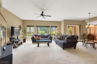 Photo #3: 2709496 Listing 