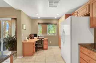 Photo #6: 2709496 Listing 