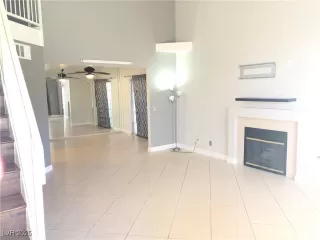 Photo #2: 2709497 Listing 