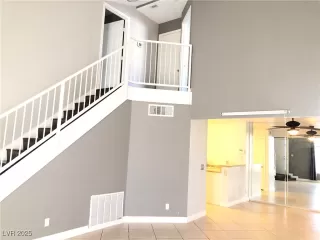 Photo #3: 2709497 Listing 