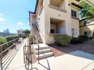 Photo #1: 2709499 Listing 