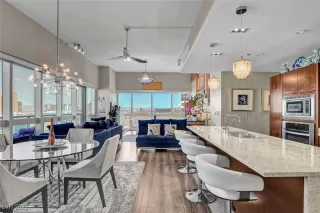 Photo #3: 2709545 Listing 