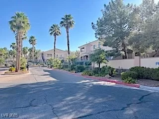 Photo #1: 2709562 Listing 