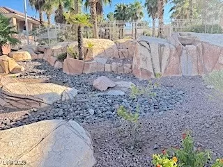 Photo #3: 2709562 Listing 