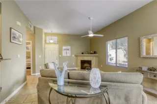 Photo #2: 2709634 Listing