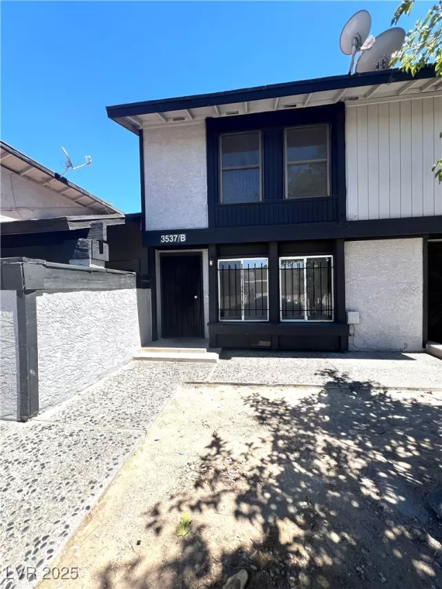 MLS: 2709654 Condo For Sale