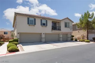 Photo #1: 2709656 Listing 