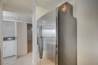 Photo #3: 2709663 Listing