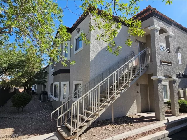 MLS: 2709675 Condo For Sale