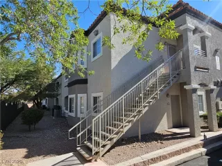 Photo #1: 2709675 Listing 