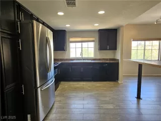 Photo #3: 2709675 Listing 