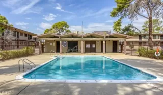 Photo #1: 2709681 Listing