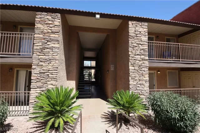 MLS: 2709691 Condo For Sale