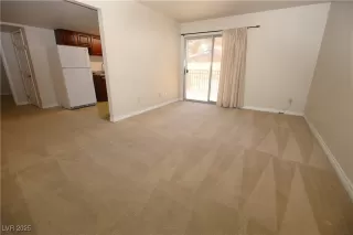 Photo #2: 2709691 Listing 