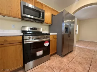 Photo #6: 2709704 Listing 