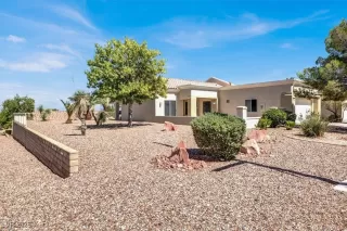 Photo #2: 2709728 Listing 