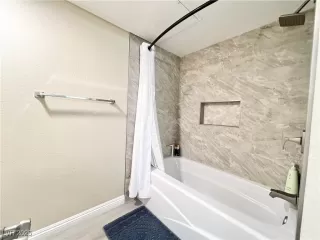 Photo #6: 2709739 Listing 