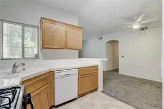 Photo #3: 2709750 Listing 