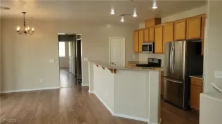 Photo #3: 2709767 Listing 